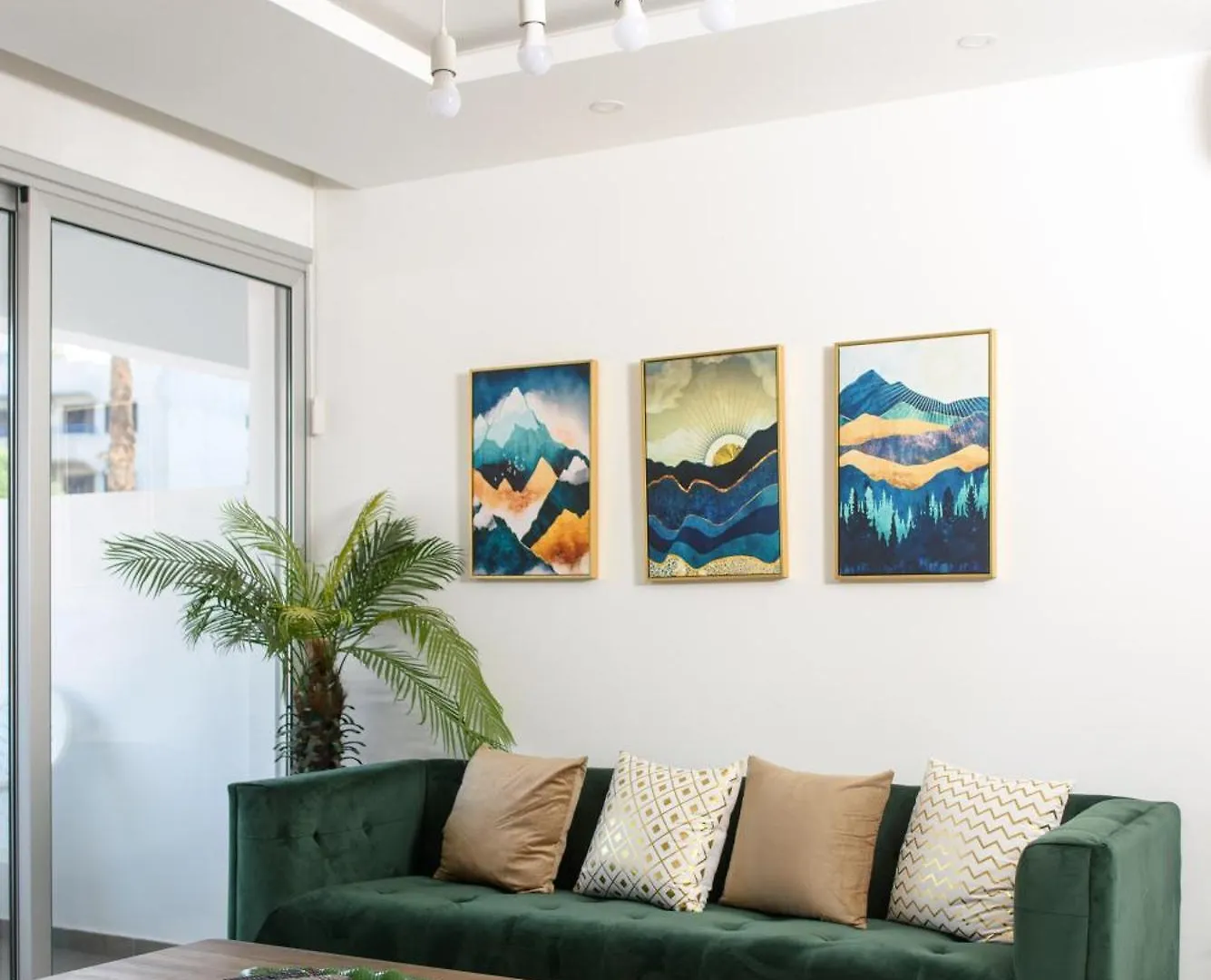 Green Island Apartment 102 Λάρνακα 0*,